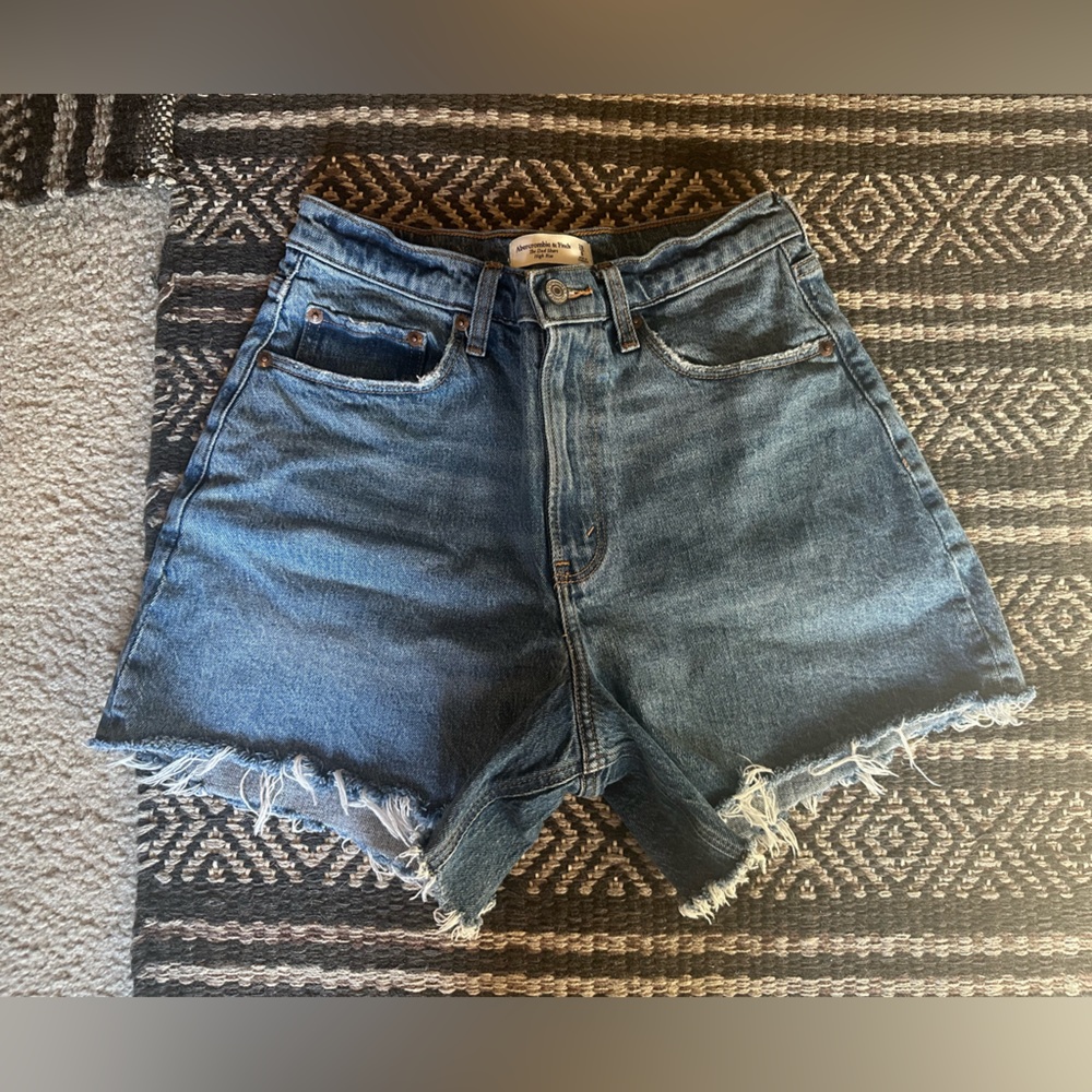 Abercrombie & Fitch denim dad short, curve love size 28/6